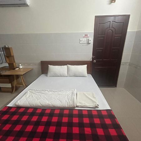 Hotel Anh Tuan Bac Lieu Zewnętrze zdjęcie